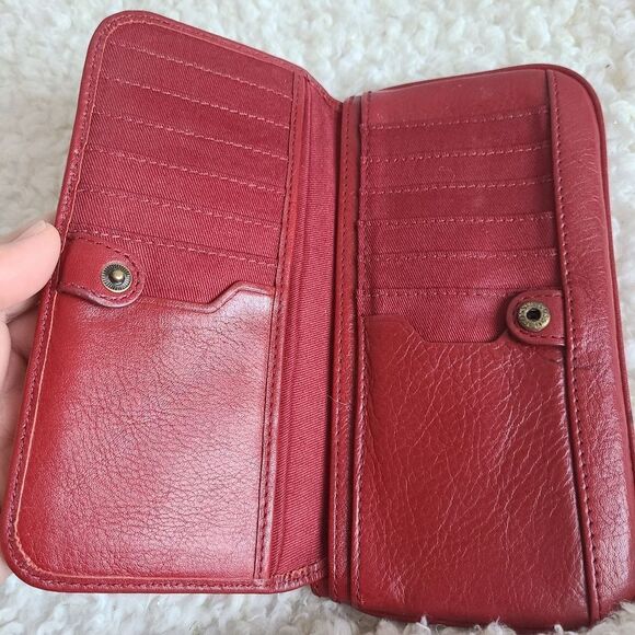 Fossil Red Leather Wallet - Picture 5 of 6